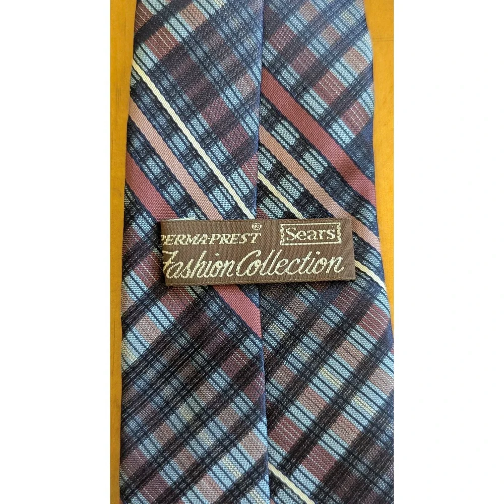 Vintage‎ Sears Perma-Prest Navy Blue Burgundy Plaid Men's Necktie Fashion Coll